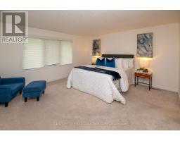 26 - 1502 WARBLER WOODS WALK - 14