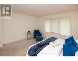 26 - 1502 WARBLER WOODS WALK - 15