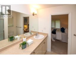26 - 1502 WARBLER WOODS WALK - 18