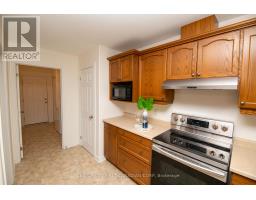 26 - 1502 WARBLER WOODS WALK - 33