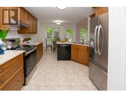 26 - 1502 WARBLER WOODS WALK - 34