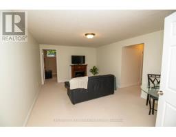 26 - 1502 WARBLER WOODS WALK - 36