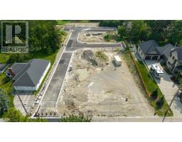 422 OLD WONDERLAND ROAD - 33