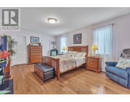 941 BARCLAY ROAD - 23