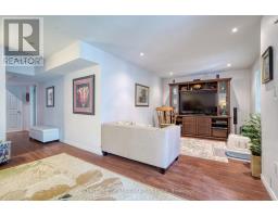 941 BARCLAY ROAD - 40