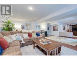 941 BARCLAY ROAD - 42