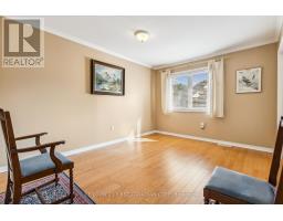 59 - 9 AILSA PLACE - 16