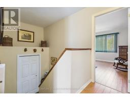 59 - 9 AILSA PLACE - 18