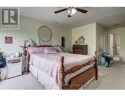 11 - 125 ELM STREET - 21