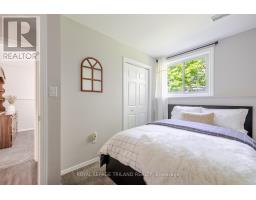 59 FARMINGTON AVENUE - 24