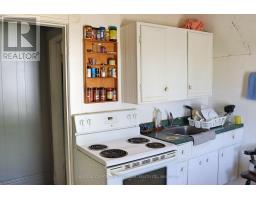 124 SYDENHAM STREET W - 28