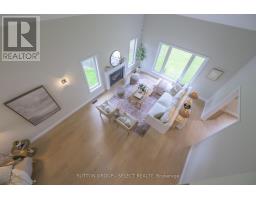 38 MORAINE WALK - 5