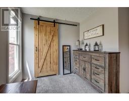 22738 THAMES ROAD - 32