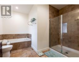 378 MACDONALD STREET - 24