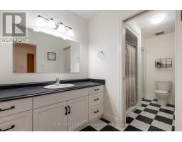 378 MACDONALD STREET - 34
