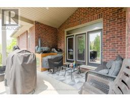 378 MACDONALD STREET - 40