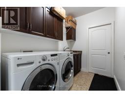378 MACDONALD STREET - 8