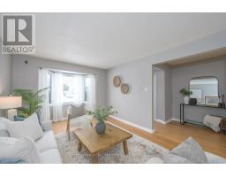 64 EDMUNDS CRESCENT - 10