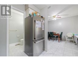 800 MONSARRAT AVENUE E - 11