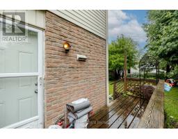 800 MONSARRAT AVENUE E - 27