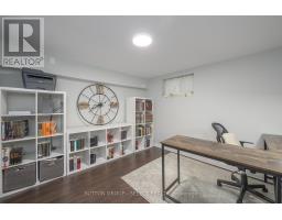 558 PRINCESS AVENUE - 35