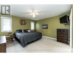 44 RIVERBANK DRIVE - 19