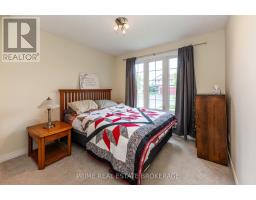 44 RIVERBANK DRIVE - 25