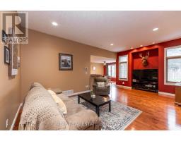 44 RIVERBANK DRIVE - 6