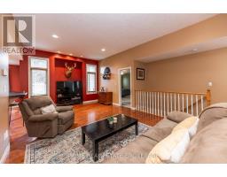 44 RIVERBANK DRIVE - 7