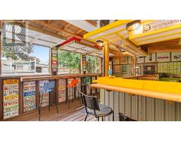 573 CHURCHILL CRESCENT - 36