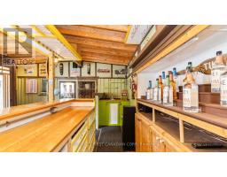 573 CHURCHILL CRESCENT - 39