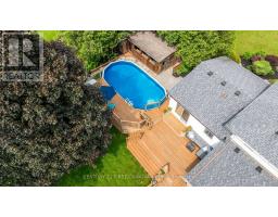 573 CHURCHILL CRESCENT - 47