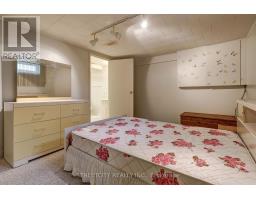 981 FARNHAM COURT - 43
