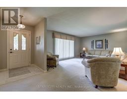 981 FARNHAM COURT - 6