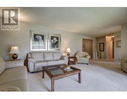 981 FARNHAM COURT - 9