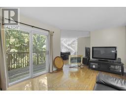 30 - 1399 COMMISSIONERS ROAD W - 10