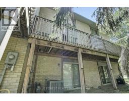 30 - 1399 COMMISSIONERS ROAD W - 31