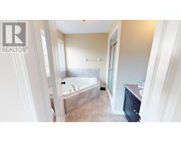 868 REEVES AVENUE - 21