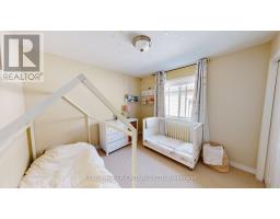 868 REEVES AVENUE - 23