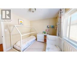 868 REEVES AVENUE - 24