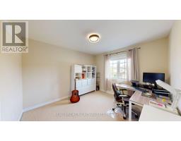 868 REEVES AVENUE - 25