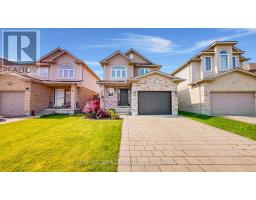 868 REEVES AVENUE - 36