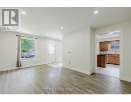 144 LACEY CRESCENT - 5