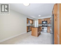 144 LACEY CRESCENT - 7