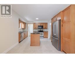 144 LACEY CRESCENT - 8