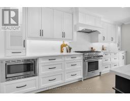 61 SHAVIAN BOULEVARD - 16