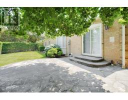 61 SHAVIAN BOULEVARD - 40