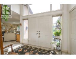 51 - 50 FIDDLERS GREEN ROAD - 10
