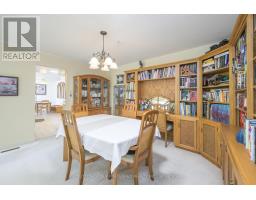51 - 50 FIDDLERS GREEN ROAD - 16