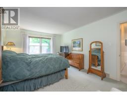 51 - 50 FIDDLERS GREEN ROAD - 24